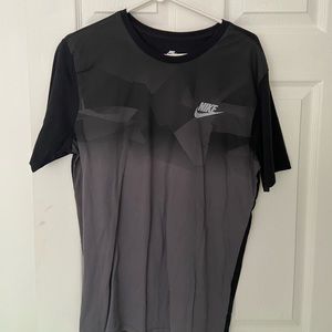 Nike t-shirt